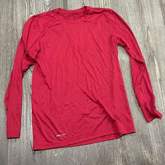 NWOT Nike Dri-Fit Mens T-Shirt Long Sleeve Crewneck Pullover Lightweight Red S - Picture 1 of 5